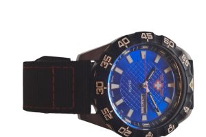 Herrenarmbanduhr