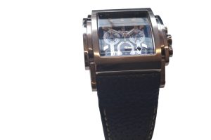 Herrenarmbanduhr