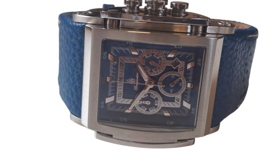 Herrenarmbanduhr