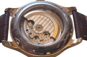 Herrenarmbanduhr