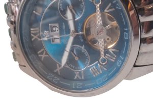 Herrenarmbanduhr