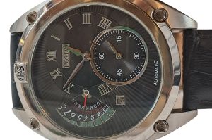 Herrenarmbanduhr