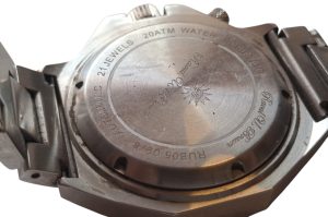 Herrenarmbanduhr