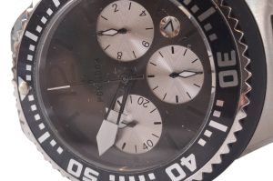 Herrenarmbanduhr