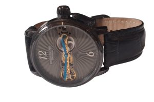 Herrenarmbanduhr