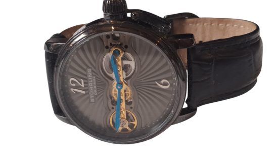 Herrenarmbanduhr