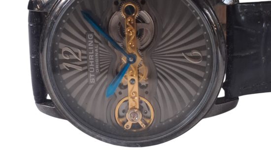 Herrenarmbanduhr