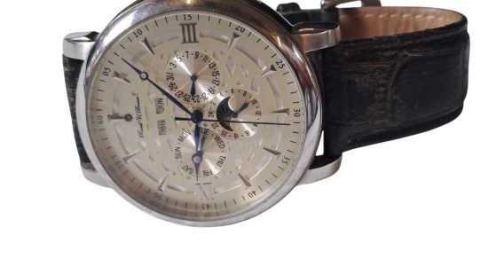 Herrenarmbanduhr