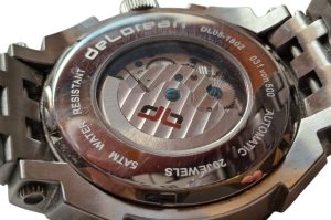 Herrenarmbanduhr
