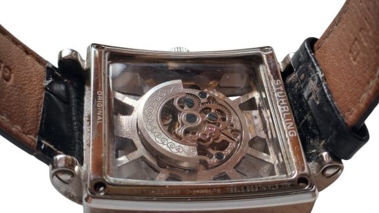 Herrenarmbanduhr