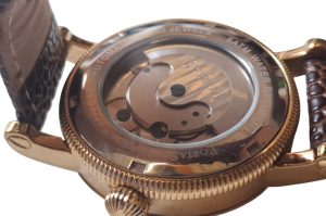 Herrenarmbanduhr