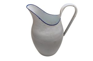 Emaillierter Henkelkrug