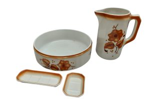 Historisches Waschset