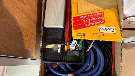 Diverses Elektromaterial