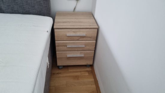 Nachtkästchen