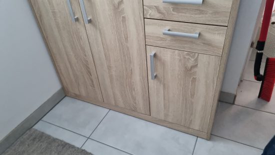 Schuhschrank
