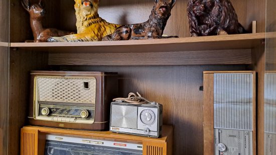 Flohmarktwaren Radiogeräte WZ