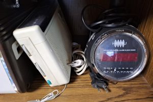 Flohmarktwaren Radiogeräte WZ