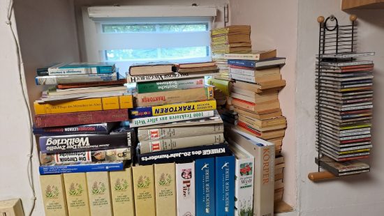 Bücher und CDs WZ