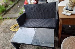 Kunstrattanbank mit Tisch A