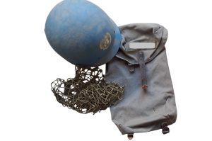 Blauhelm mit Tasche G4
