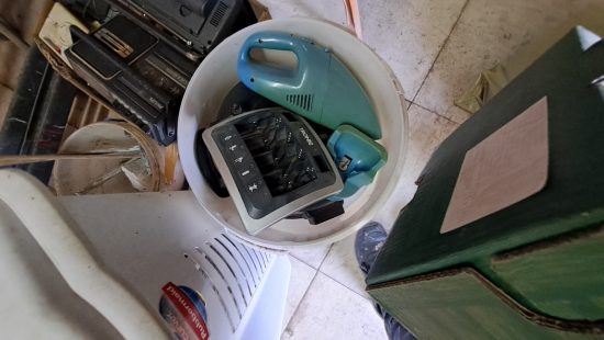 Diverse Elektrogeräte G4