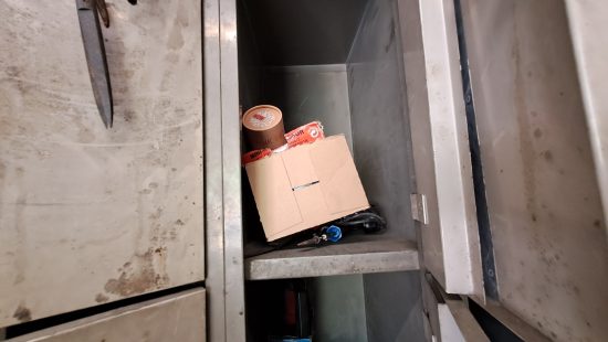 Spindkasten mit Inhalt G3