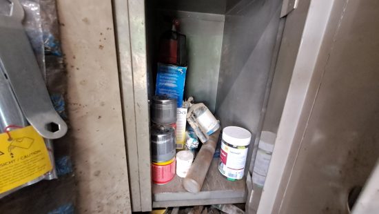 Spindkasten mit Inhalt G3