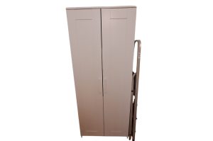 Garderobenschrank AR