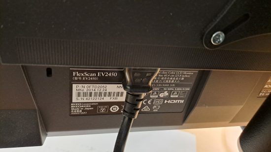 Monitore R046