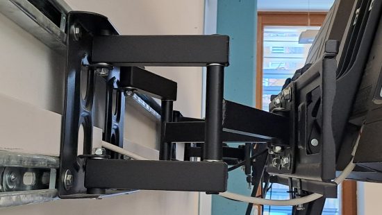 TV Gerät R046