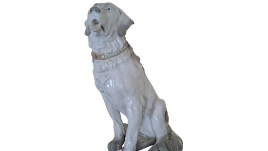 Porzellanskulptur Hund WZ
