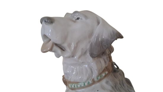 Porzellanskulptur Hund WZ