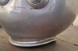 Teekanne aus Zinn WZ