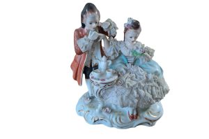 Asiatische Porzellanfigur WZ