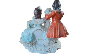Asiatische Porzellanfigur WZ