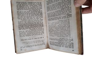 Sakrale Bücher SZ