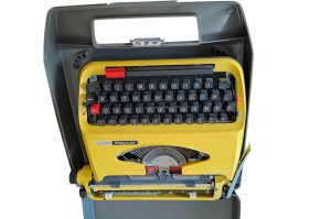 Kofferschreibmaschine WZ